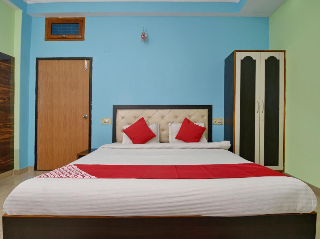 Oyo 4409 Hotel Chaitanya Inn 바라나시 외부 사진